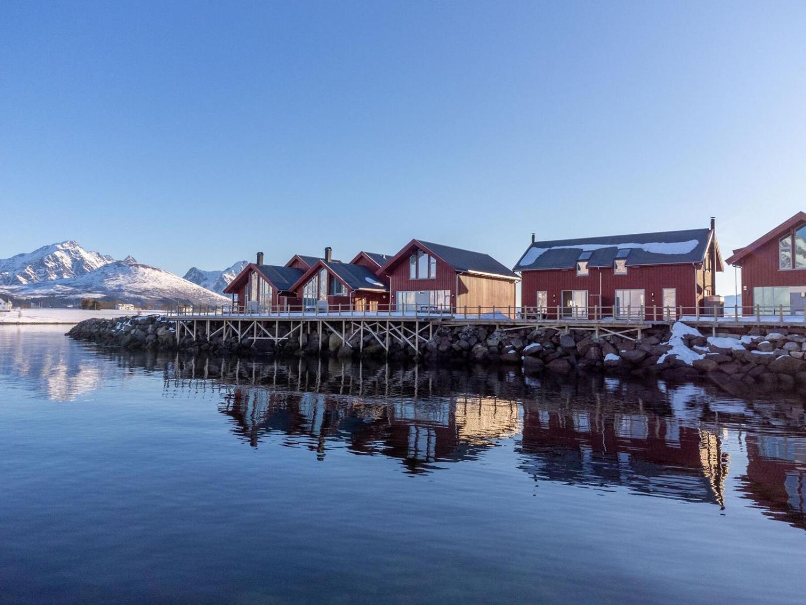 Nappstraumen Seafront Cabin, Lilleeid 68 Gravdal  エクステリア 写真